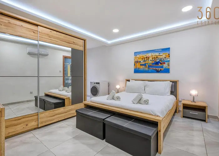 Apartament Live The Island Life,2br In The Heart Of Bugibba By 360 Estates