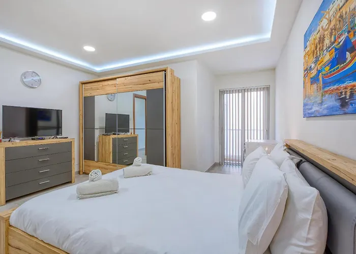 Live The Island Life,2br In The Heart Of Bugibba By 360 Estates Apartament St Paul's Bay