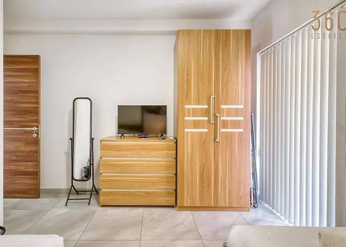 Apartament Live The Island Life,2br In The Heart Of Bugibba By 360 Estates *